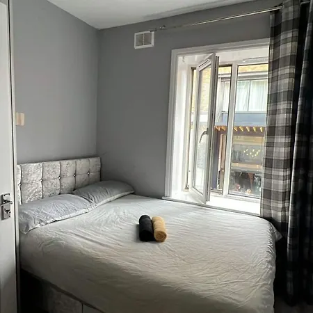 3 Double Bed Temple Bar Centre *