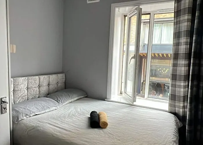 3 Double Bed Temple Bar Centre *